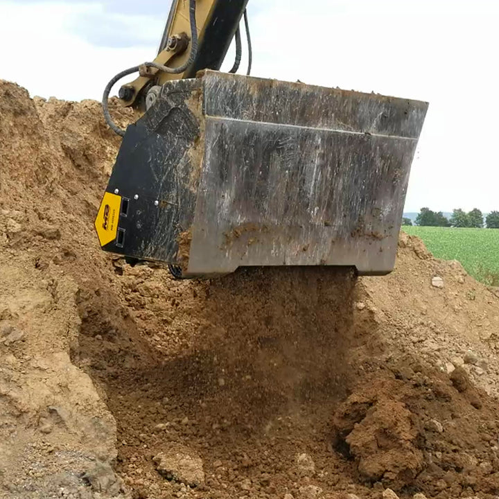 Łyżka rozdrabniająco-przesiewająca MB Crusher MB-HDS323