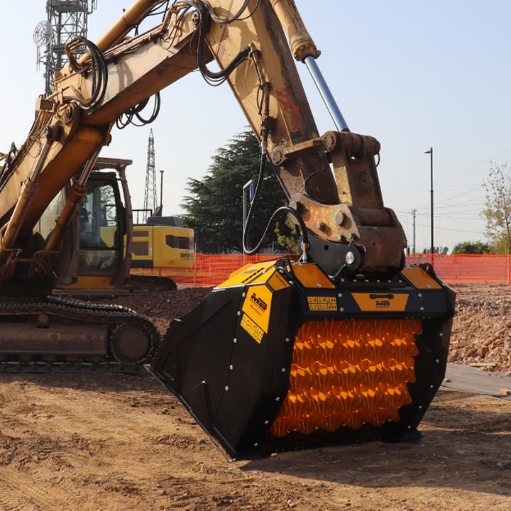 Łyżka rozdrabniająco-przesiewająca MB Crusher MB-HDS523