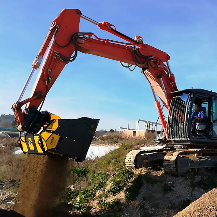 Łyżka rozdrabniająco-przesiewająca MB Crusher MB-HDS320