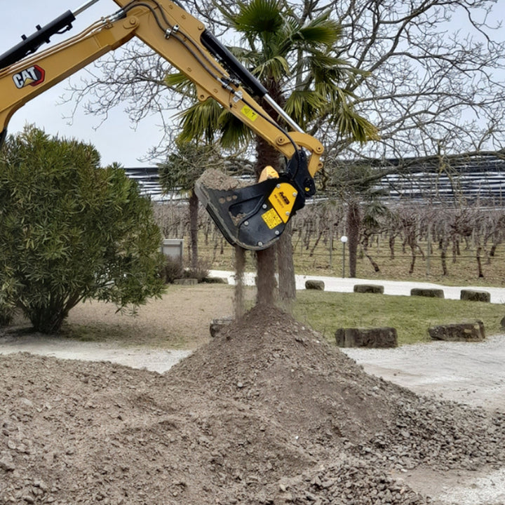 Łyżka rozdrabniająco-przesiewająca MB Crusher MB-HDS212