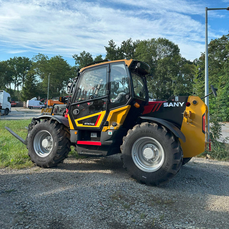 Ładowarka teleskopowa SANY STH742