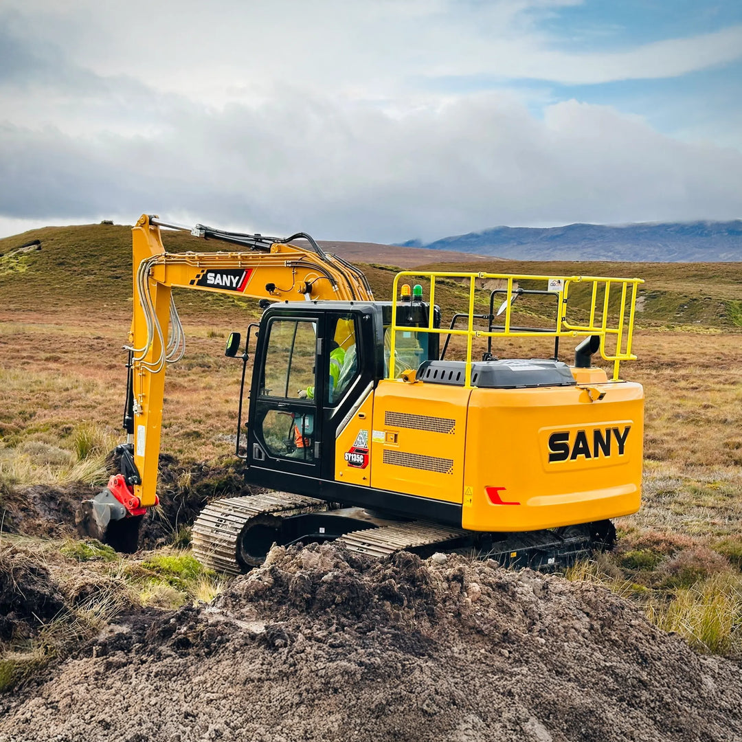 Koparka gąsienicowa Sany SY135C