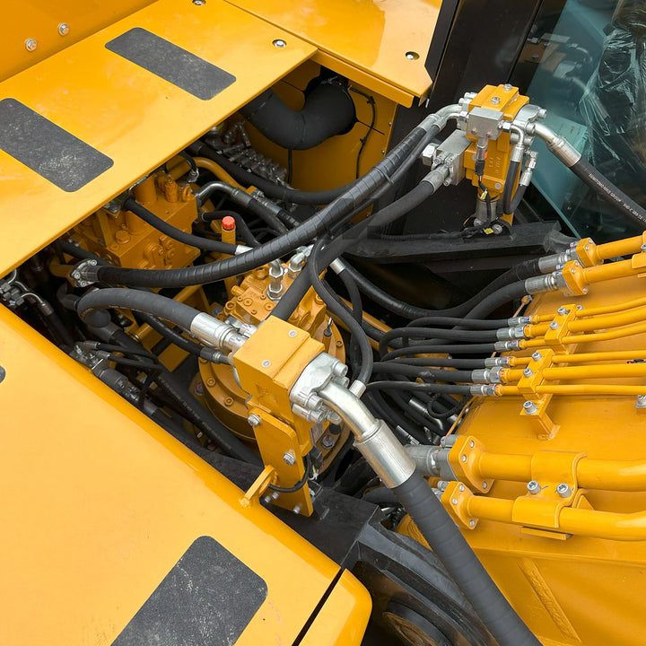 Koparka gąsienicowa Sany SY305C LC