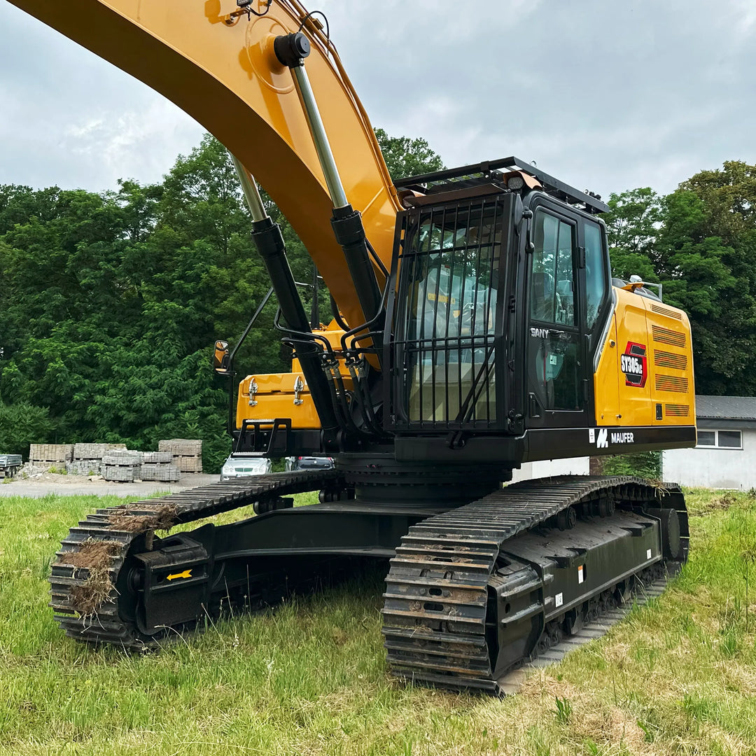 Koparka gąsienicowa Sany SY305C LC