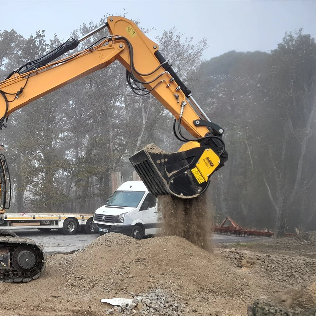 Łyżka rozdrabniająco-przesiewająca MB Crusher MB-HDS412