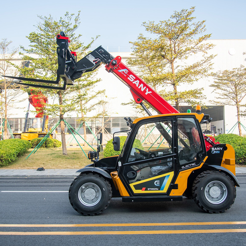 Ładowarka teleskopowa SANY STH625 2,5 t