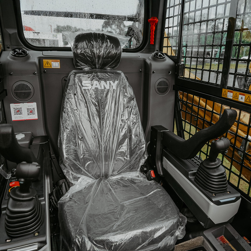 Ładowarka gąsienicowa SANY ST230V 1100 kg