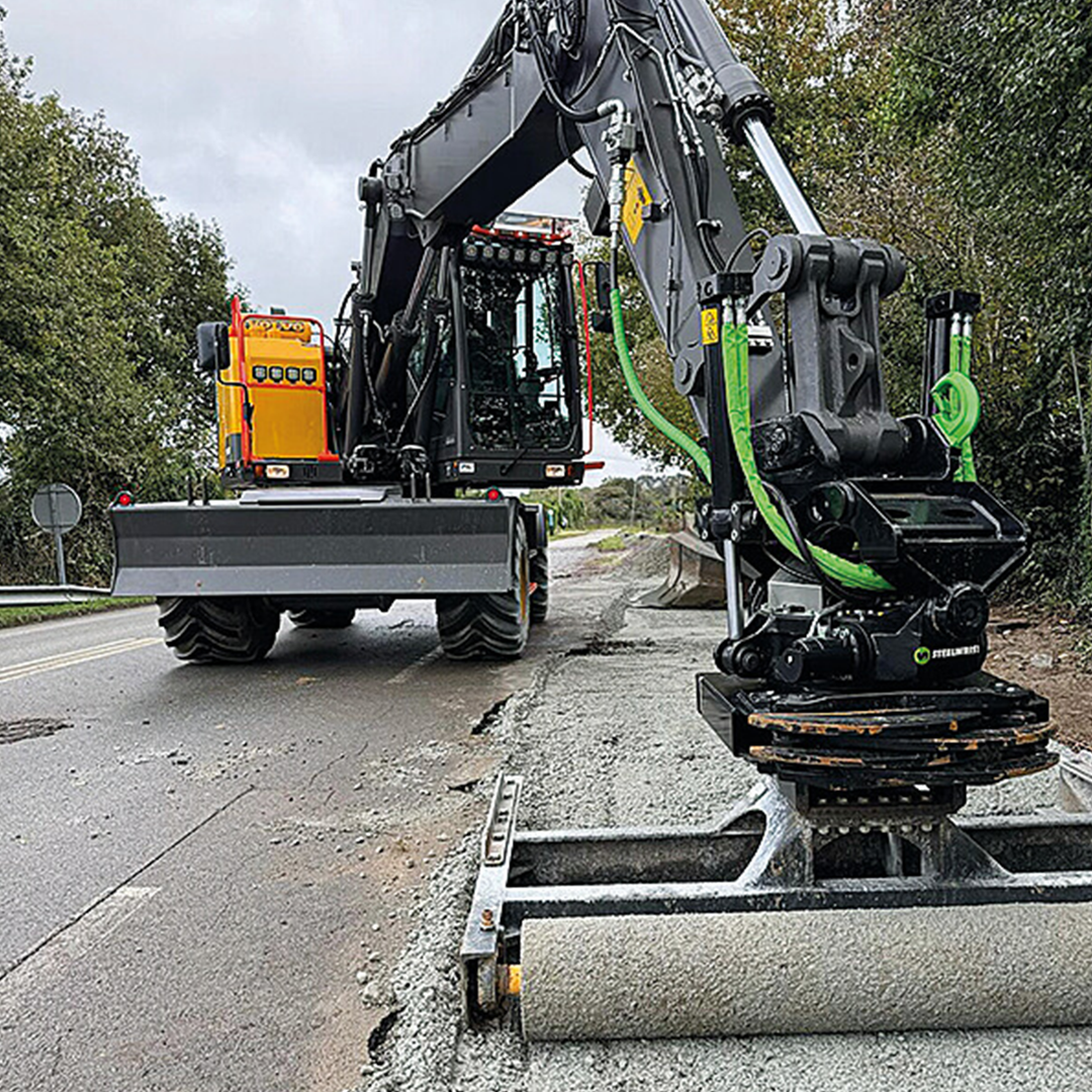 Tiltrotator do koparek Steelwrist X18 12–16 t