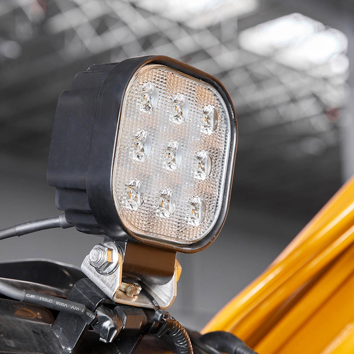 Oświetlenie LED w minikoparce SANY SY16C